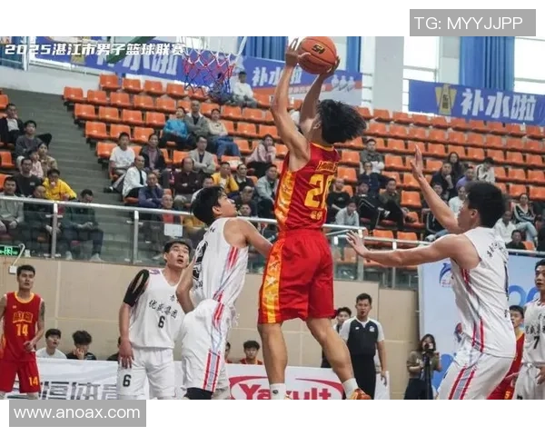 广东宏远强强对话聚焦巅峰之战全场高能激烈对阵引爆篮球激情 广东宏远强强对话聚焦巅峰之战全场高能激烈对阵引爆篮球激情