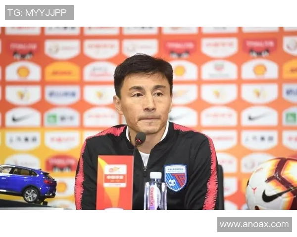 李玮锋再度成为焦点探秘中国足坛硬汉成长之路与执教新篇 李玮锋再度成为焦点探秘中国足坛硬汉成长之路与执教新篇