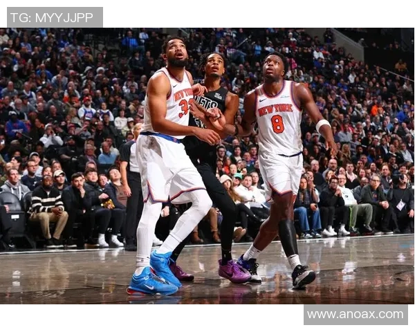 纽约尼克斯鏖战东部劲敌全场激战展现球队坚韧与冠军潜力 纽约尼克斯鏖战东部劲敌全场激战展现球队坚韧与冠军潜力